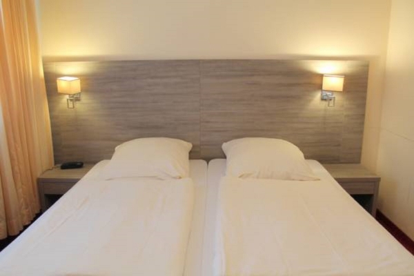 Hotel Lorien